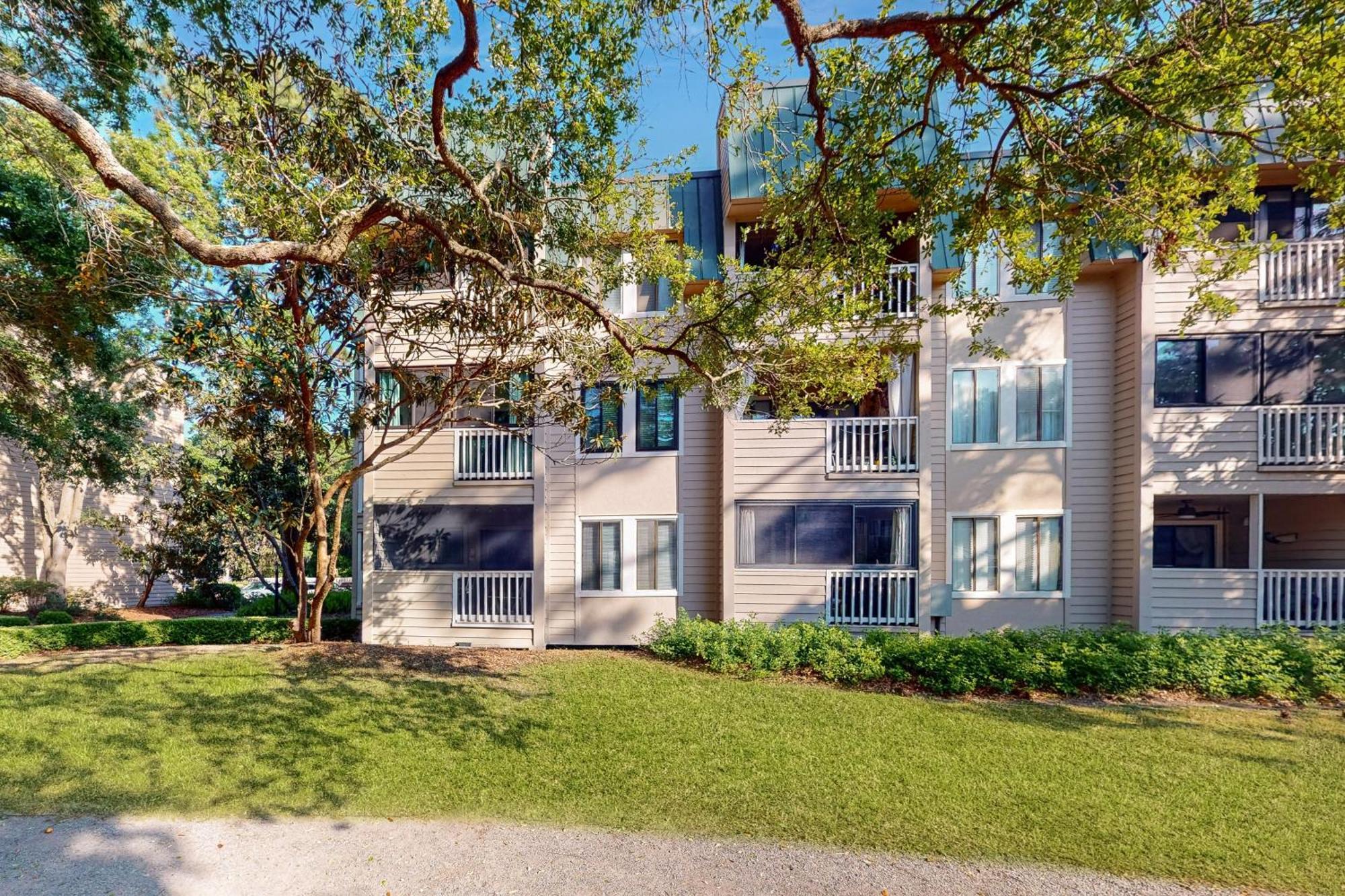 Spa On Port Royal Sound 2101 Hilton Head Island Exterior photo